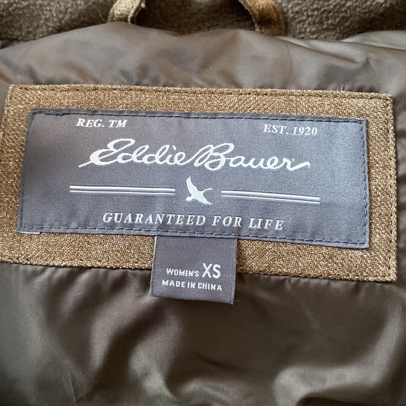 Eddie Bauer Vest - Picture 2 of 2